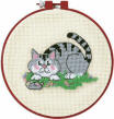 A Cat and a Mouse